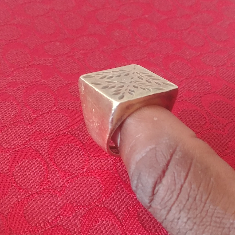 #SOLD#925 Sterling Silver Ring - Picture 4 of 7